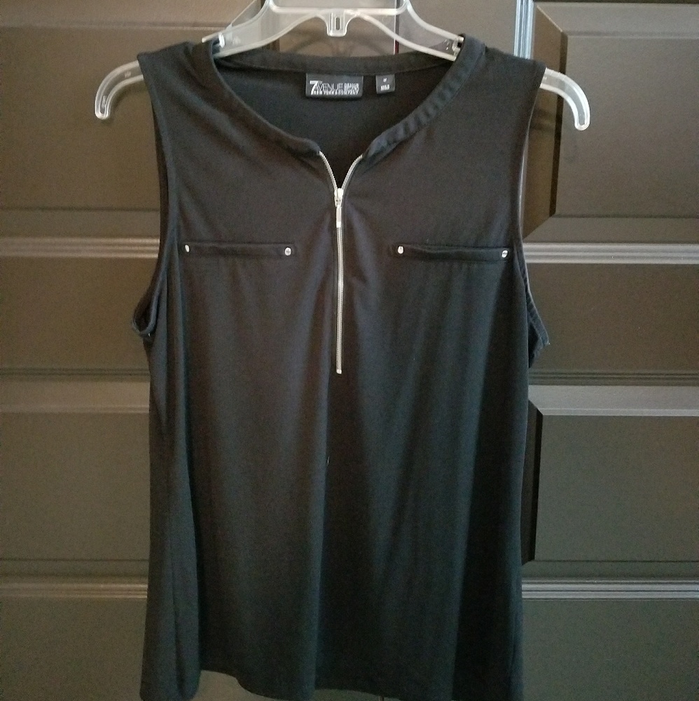 Black Shiny Zipper Top Size M